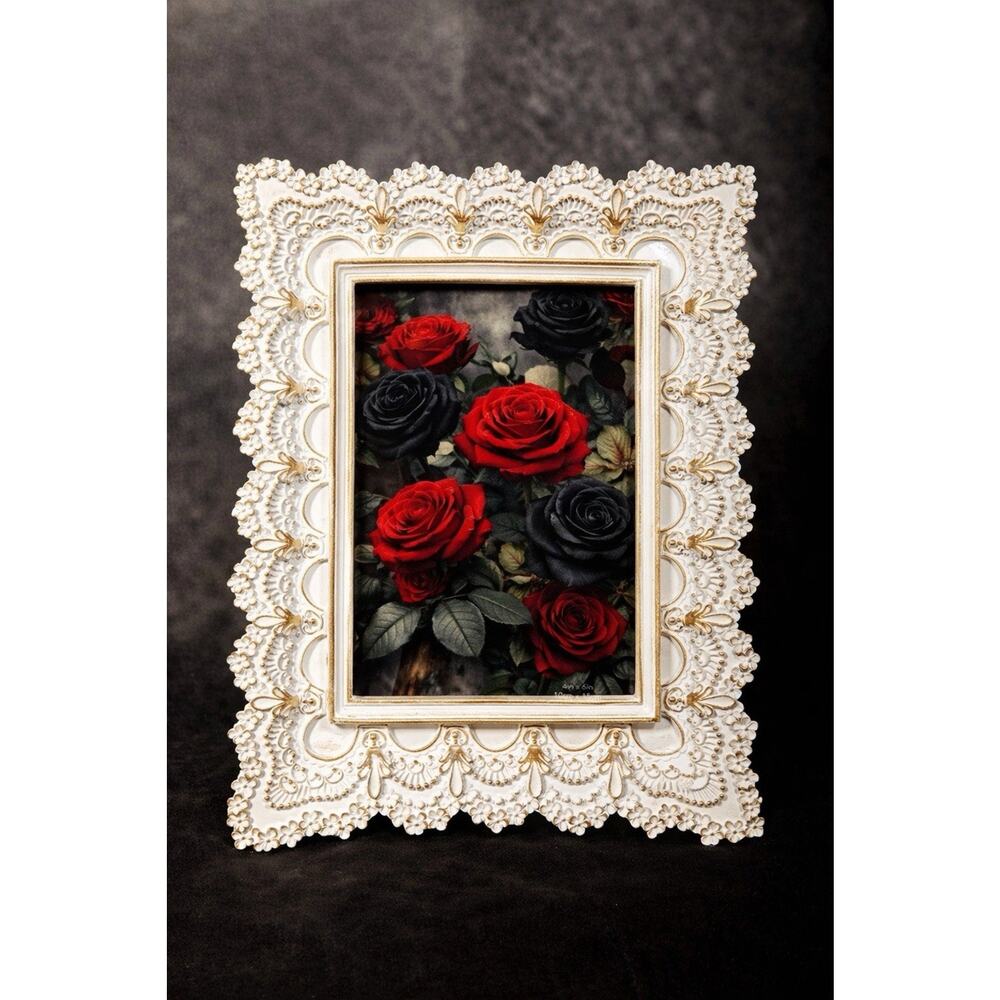 Vintage Style Victorian Shabby Chic Flower Lace Scalloped Baroque Gold Art Deco
